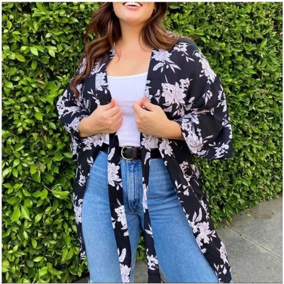 SPIRITUAL GANGSTER Maya Kimono One Size - Picture 4 of 9